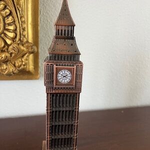 Big Ben : reserve for Annette